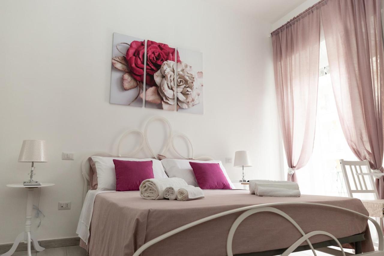 Velia34 Bed & Breakfast Salerno Bagian luar foto
