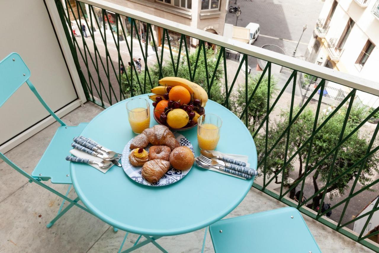 Velia34 Bed & Breakfast Salerno Bagian luar foto