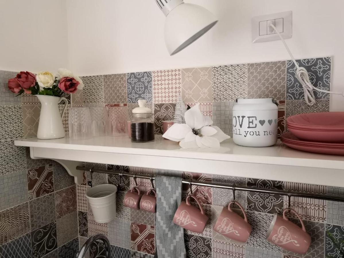 Velia34 Bed & Breakfast Salerno Bagian luar foto