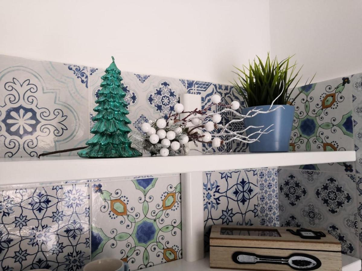 Velia34 Bed & Breakfast Salerno Bagian luar foto